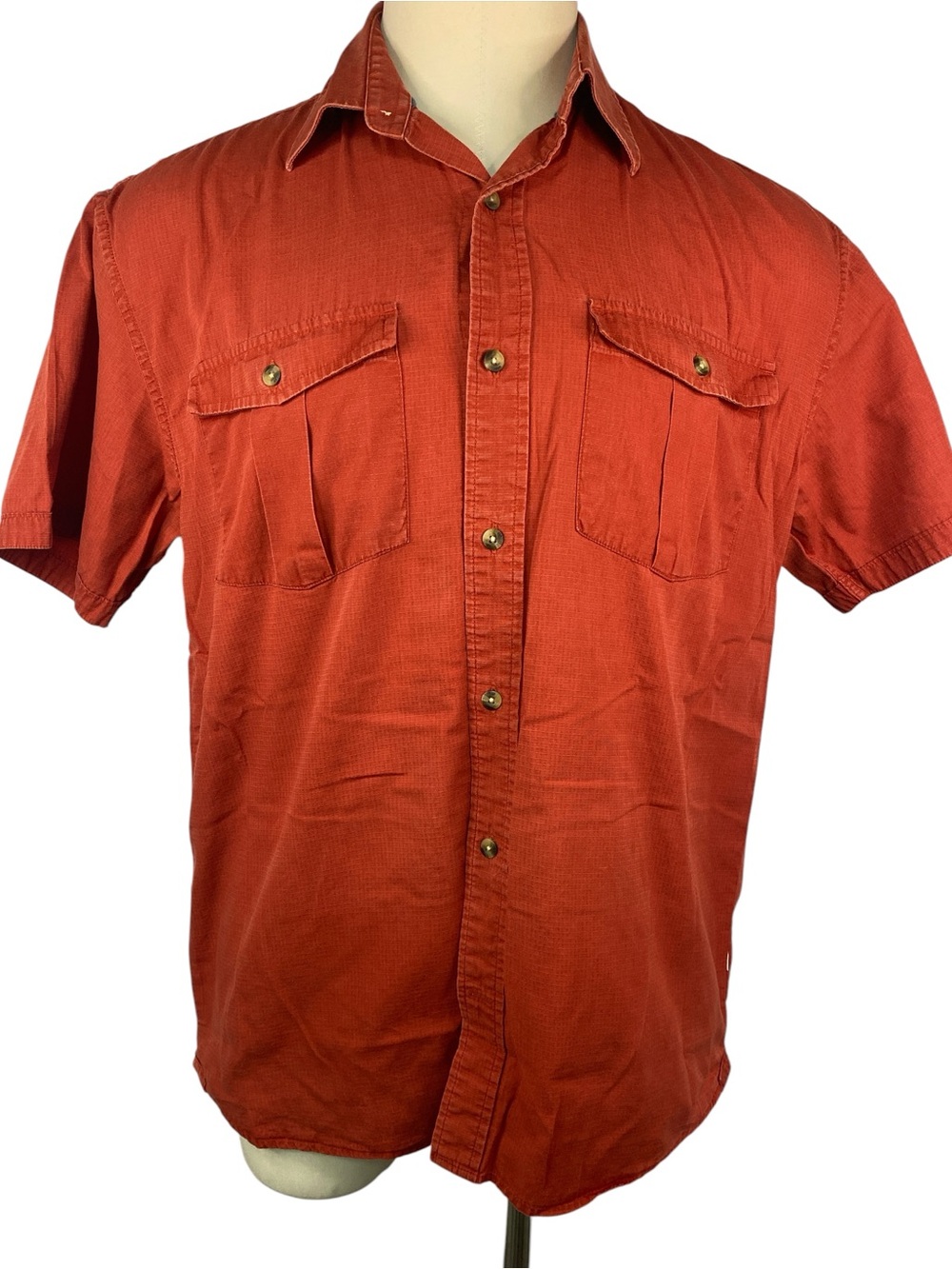 Magellan Sportswear Men's Short-Sleeve Button-Down Shirt in Rust Orange XL